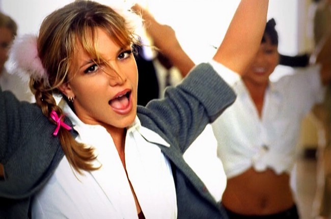 ‘…Baby One More Time’ de Britney Spears cumple 16 años